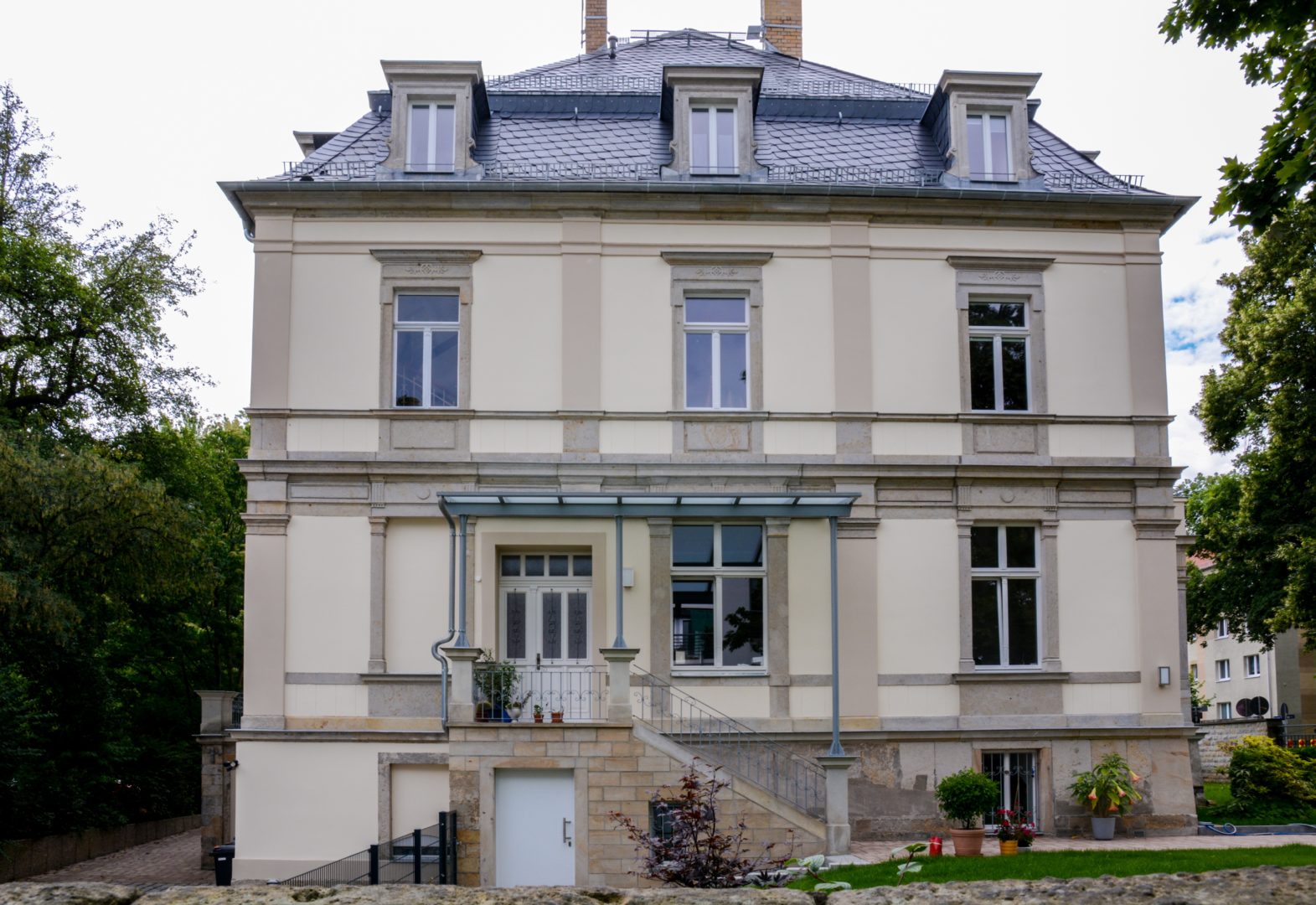 Villa Dresden SL